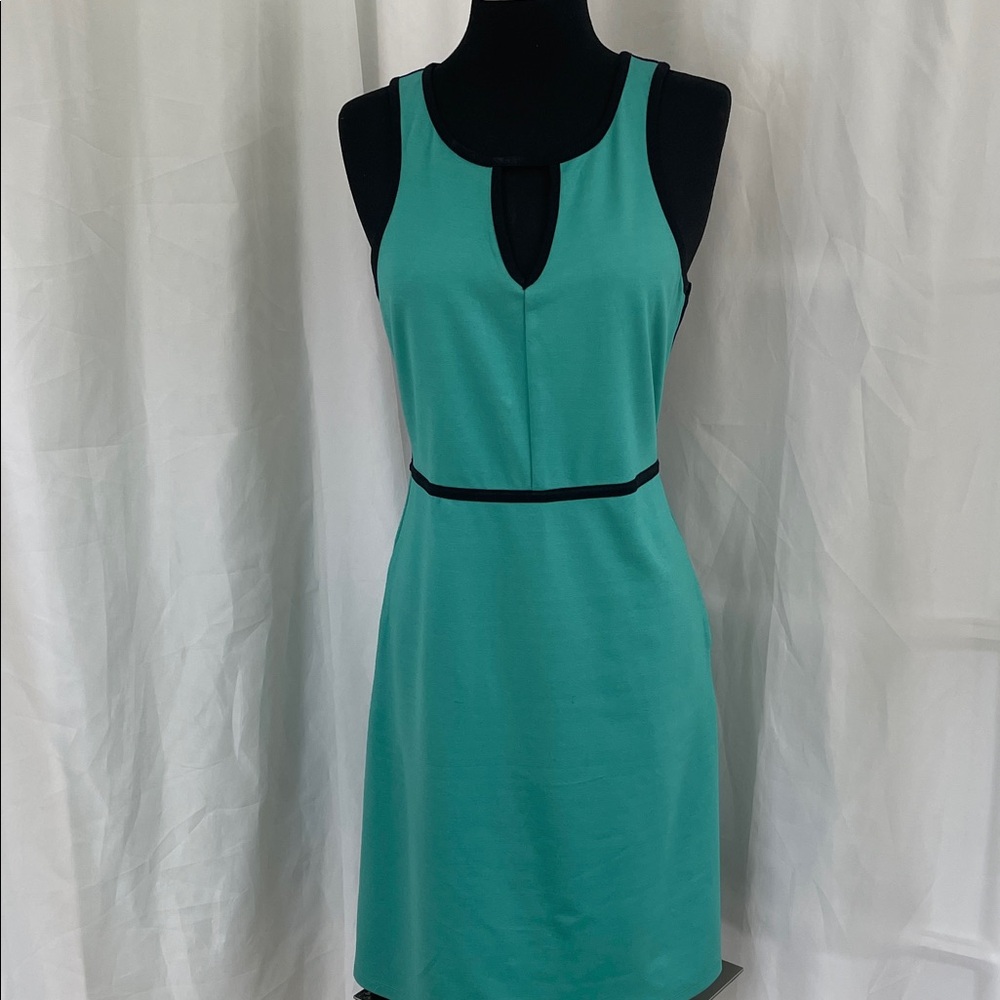 Nicole Teal Sleeveless Sheath Dress w/ Black Trim Size S, PTP 17, Waist 15, L 38
